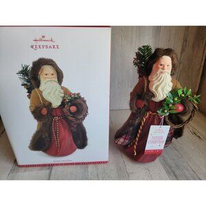 Hallmark Father Christmas Santa Claus figurine Xmas home decor